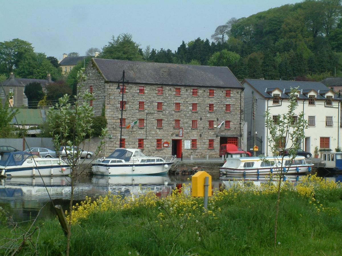Waterside Guesthouse Graiguenamanagh Luaran gambar